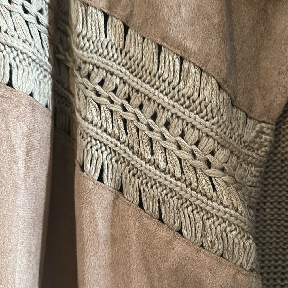 NEW Venus Trending Faux Suede Crochet Fringed Brown Women's Cardigan Sweater M - Picture 7 of 13